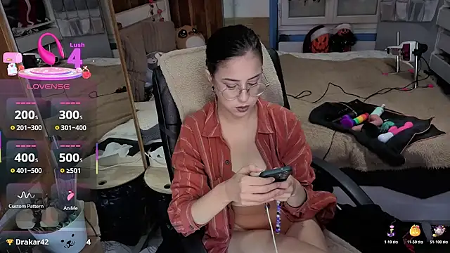 LisandreLaVenale online show from December 16, 2025, 10:26 pm