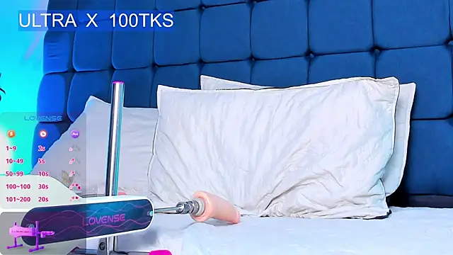 sofia218 online show from January 26, 2025, 11:50 pm