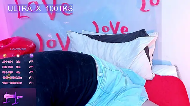 sofia218 online show from February 16, 2025, 11:26 pm