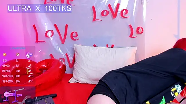 sofia218 online show from February 18, 2025, 11:08 pm