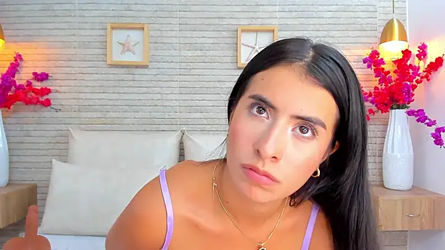 IssabellaLopez online show from September 13, 2025, 12:10 am