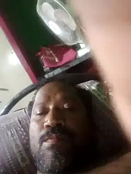 Snapshot of SSmadhu chatting on October 28, 2025, 5:26 pm SSmadhu online show from October 28, 2025, 5:26 pm