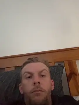 aus guy93 online show from October 29, 2025, 3:20 am