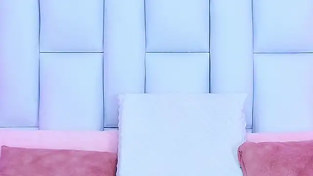 AlliciaKim online show from March 2, 2025, 7:12 pm