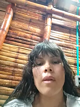 amazonafit  online show from November 27, 2025, 8:33 pm