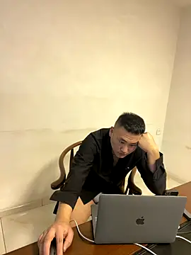 ShaoZian 1 online show from October 18, 2025, 1:56 pm