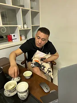 ShaoZian 1 online show from April 13, 2026, 6:24 pm