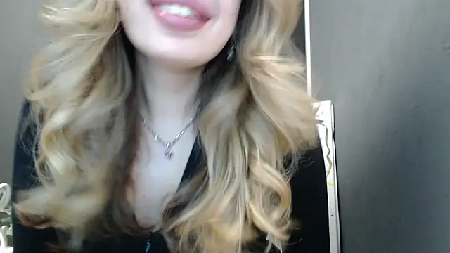 Snapshot of Your_Jessy chatting on April 27, 2026, 1:09 pm Your Jessy online show from April 27, 2026, 1:09 pm