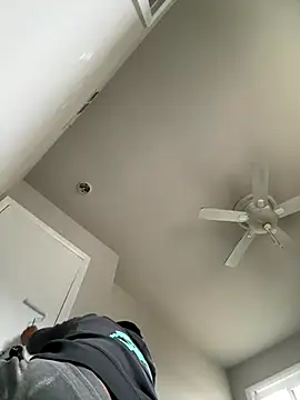 Snapshot of elamante03 chatting on December 4, 2024, 8:29 pm elamante03 online show from December 4, 2024, 8:29 pm