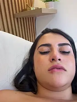 anniemorgan01 online show from January 21, 2025, 10:30 am