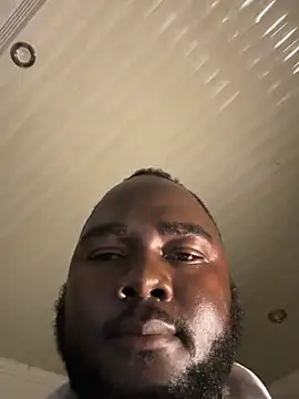 R32RLINE online show from March 18, 2026, 9:18 pm