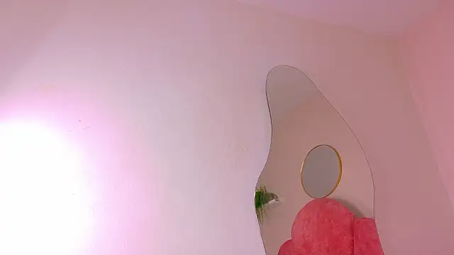 Snapshot of ParisFox_ chatting on February 2, 2026, 9:13 pm ParisFox online show from February 2, 2026, 9:13 pm