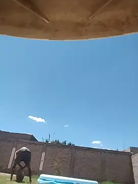 Snapshot of davicitos chatting on February 7, 2026, 5:27 pm davicitos online show from February 7, 2026, 5:27 pm