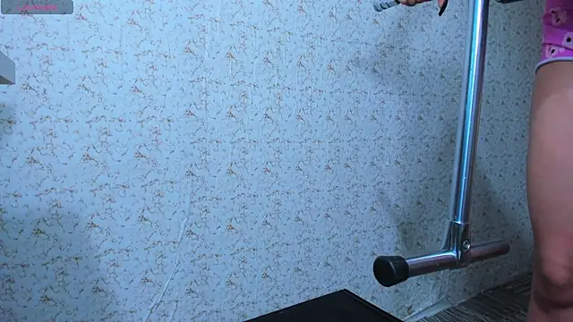 Snapshot of Annaraquel_ chatting on December 28, 2024, 10:44 pm Annaraquel  online show from December 28, 2024, 10:44 pm