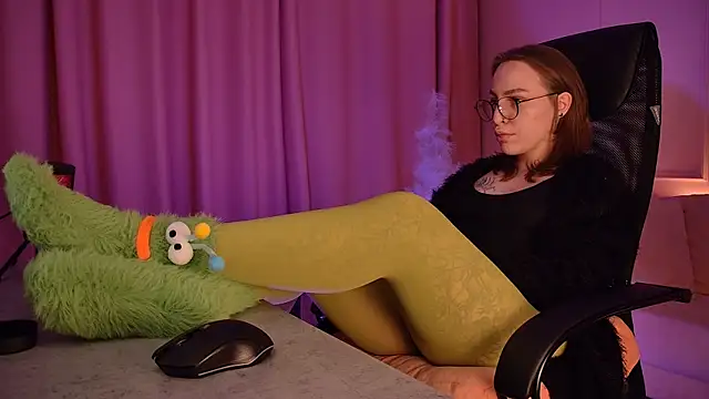 AphexQueen online show from December 16, 2025, 9:25 am