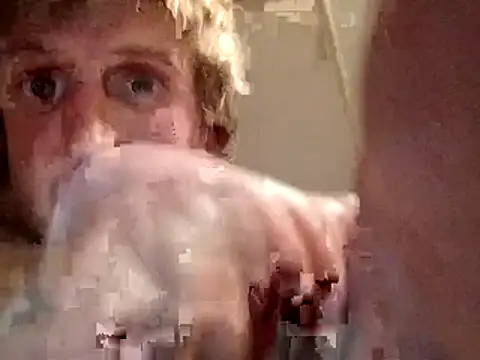 Snapshot of Adam51532 chatting on March 23, 2026, 8:40 am Adam51532 online show from March 23, 2026, 8:40 am