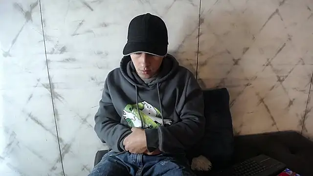 Andy Joy  online show from November 19, 2025, 11:21 am