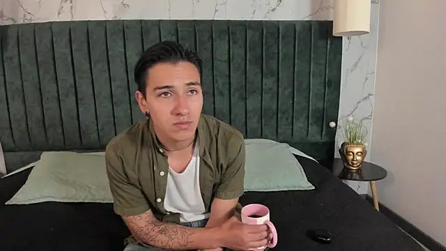 Andy Joy  online show from April 4, 2026, 11:51 am