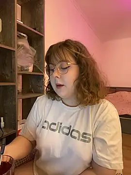 cinnabon  online show from December 12, 2024, 12:55 pm