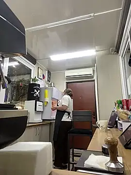 cinnabon  online show from March 2, 2025, 3:27 pm