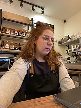 cinnabon  online show from September 13, 2025, 3:01 pm