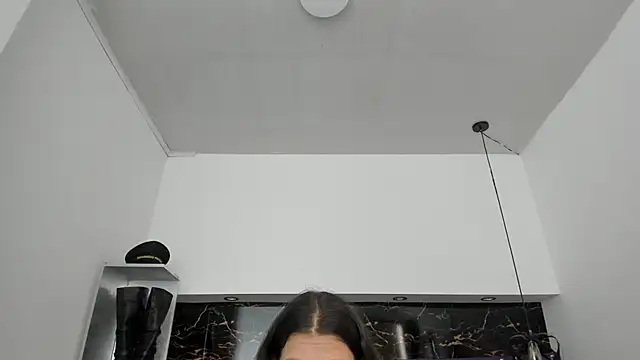 Kathia Armstrong online show from December 16, 2024, 12:38 pm