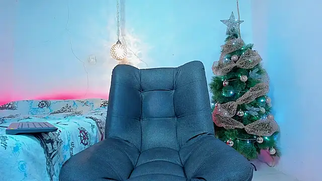 maxowens oficial online show from December 9, 2024, 9:37 pm