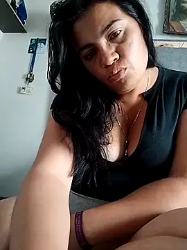 naughty-sharlot online show from March 3, 2025, 3:53 pm