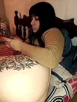 agustina 0o online show from June 20, 2026, 2:36 am
