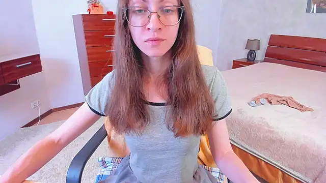 Pantyhose Mila online show from February 17, 2026, 8:15 pm