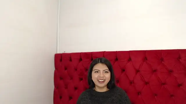 Snapshot of CarolineBrunx chatting on January 15, 2025, 6:12 am CarolineBrunx online show from January 15, 2025, 6:12 am