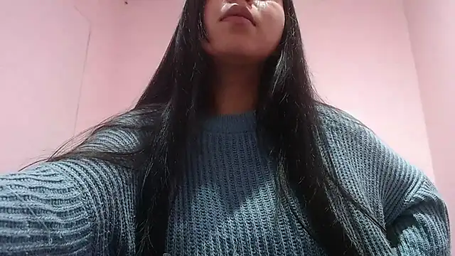 Snapshot of CarolineBrunx chatting on February 27, 2025, 2:21 am CarolineBrunx online show from February 27, 2025, 2:21 am
