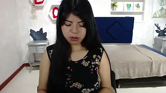 Snapshot of CarolineBrunx chatting on September 28, 2025, 9:53 pm CarolineBrunx online show from September 28, 2025, 9:53 pm