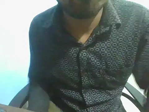 Ishan003 online show from November 19, 2025, 2:28 pm