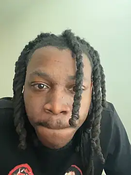 Snapshot of sneakylink13__ chatting on March 28, 2026, 10:20 pm sneakylink13 online show from March 28, 2026, 10:20 pm