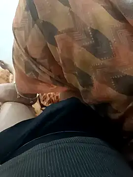 Snapshot of Bhabhi_desi12 chatting on March 3, 2025, 4:35 pm Bhabhi desi12 online show from March 3, 2025, 4:35 pm