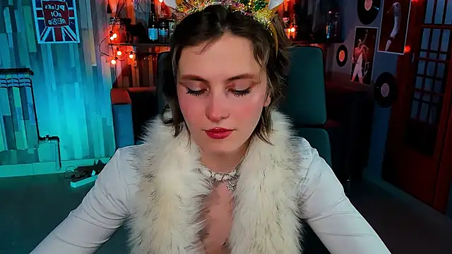 Snapshot of LolaAsmus chatting on December 20, 2024, 11:21 am LolaAsmus online show from December 20, 2024, 11:21 am