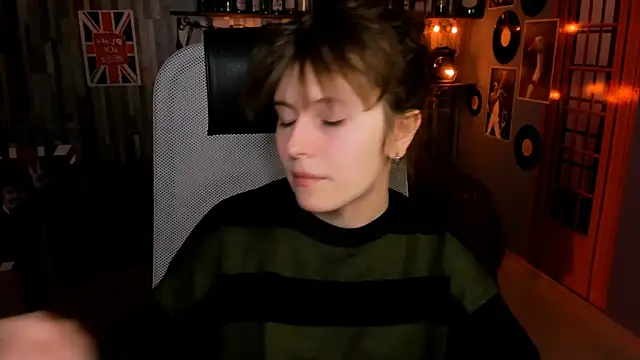 LolaAsmus online show from February 13, 2026, 9:16 am