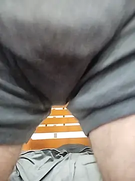 aks081 online show from November 14, 2025, 3:33 pm