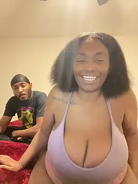 Stacy Raine online show from February 1, 2026, 3:05 am