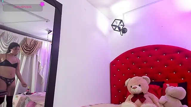 brittany williams  online show from March 4, 2025, 12:33 pm