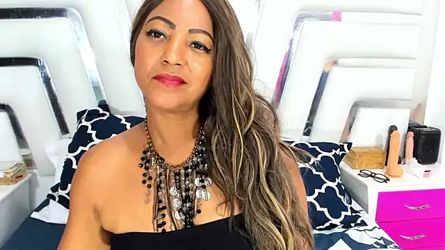 SaraaJhons online show from March 7, 2025, 11:49 pm