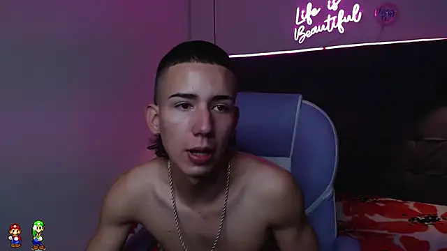 Snapshot of JackSwan18 chatting on December 5, 2024, 5:06 pm JackSwan18 online show from December 5, 2024, 5:06 pm