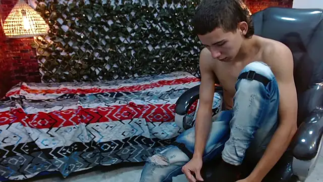 Snapshot of JackSwan18 chatting on January 22, 2025, 7:13 pm JackSwan18 online show from January 22, 2025, 7:13 pm