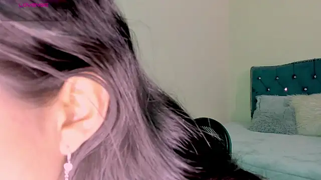 linda alana online show from February 4, 2025, 12:08 am