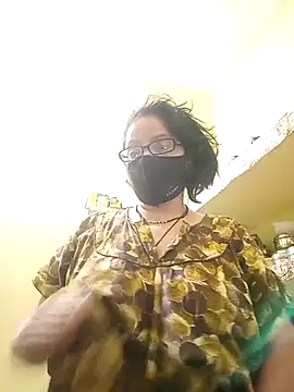 Snapshot of heenage chatting on February 28, 2025, 3:04 pm heenage online show from February 28, 2025, 3:04 pm