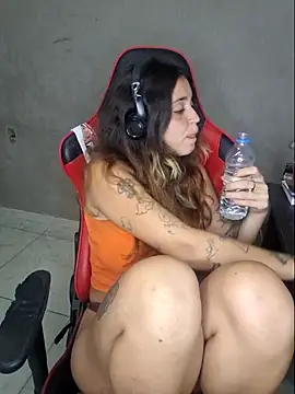 luuhcat09 online show from March 10, 2026, 12:32 pm