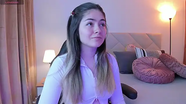 Lau Bee online show from February 2, 2025, 3:49 pm