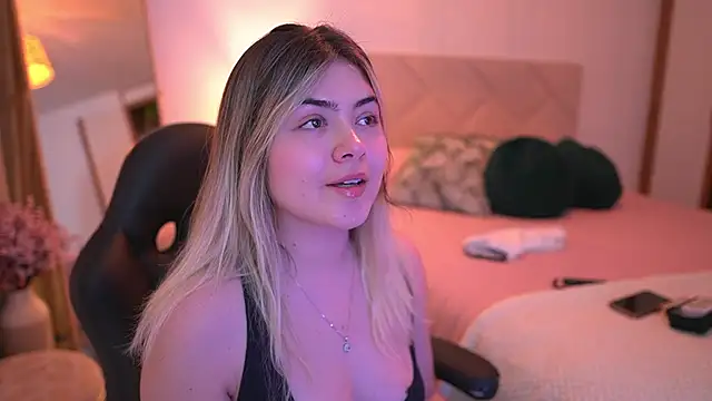 Lau Bee online show from October 21, 2025, 5:35 pm