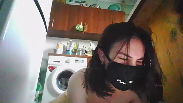 Snapshot of MikaKors chatting on March 15, 2025, 12:13 pm MikaKors online show from March 15, 2025, 12:13 pm